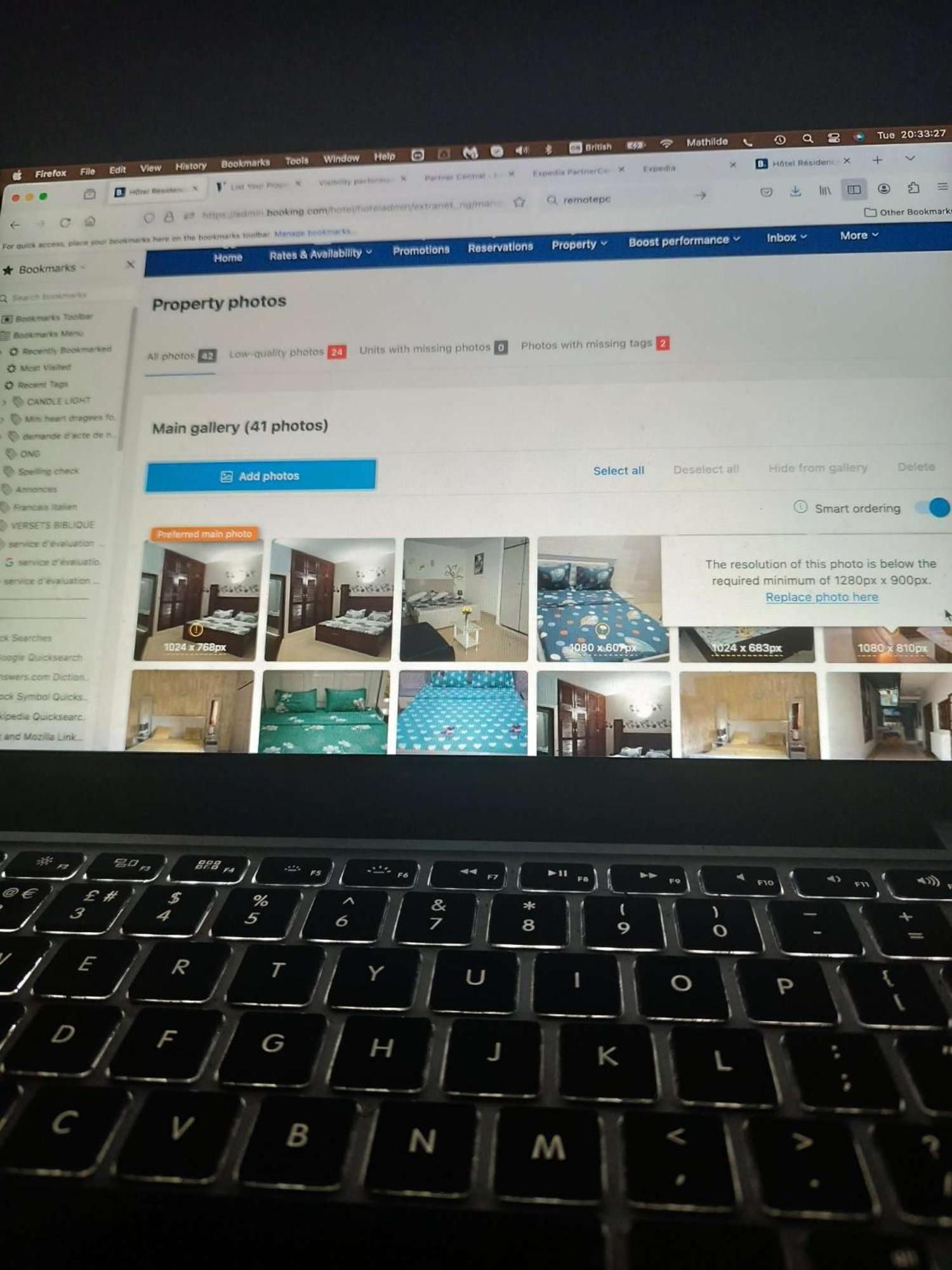 Résidence Hotel Georges Colette Yopougon Esterno foto